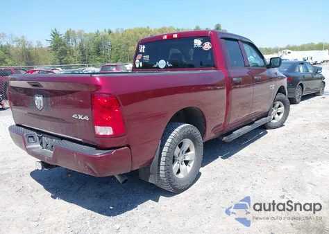 2018 Ram 1500 Express 4X4 6'4 Box из США, поврежденный, VIN 1C6RR7FG3JS327922